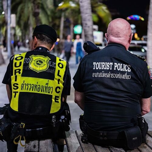 Un policía asesina a tiros a su mujer en la guardería en la que trabajaba en Tailandia