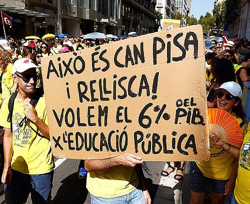 Dos grietas educativas a la española: más inmigrantes que en la OCDE y el doble de caída en las familias ricas