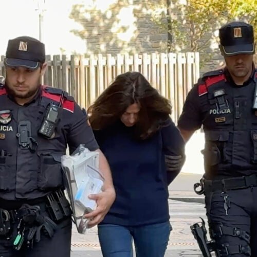 La novia del arquitecto Josep Juanpere, acusada de homicidio, evita la cárcel al hacer efectivo el pago de 80.000  euros de fianza