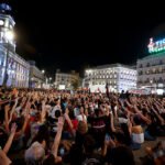 Las imágenes de la multitudinaria protesta por la vivienda en Madrid: «Ni una Maricarmen más»