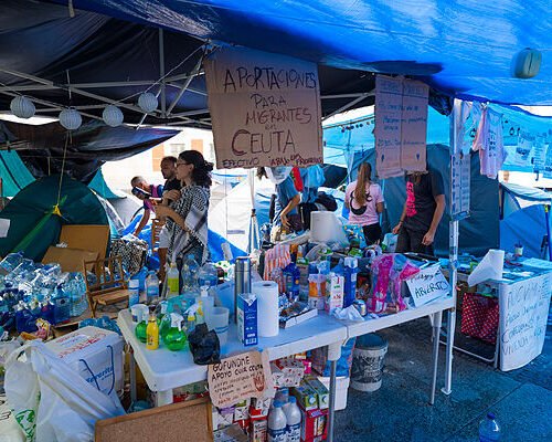‘Bengala’, la escort y activista que ocupó ‘Casa 47’ y ha desaparecido de la acampada de Sol tras pedir ‘bizums’ para los inmigrantes de Ceuta