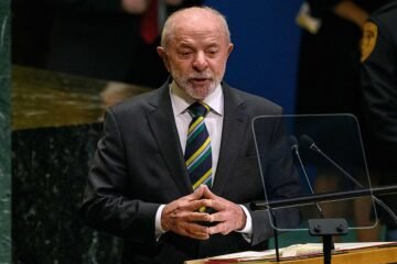 Lula prohíbe por decreto ley las casas de apuestas a una semana de las elecciones y Bolsonaro tacha la medida de «estafa electoral»