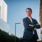 De Singapur a la India: los 5.000 kilómetros que un empresario español anima a nadar por los niños huérfanos