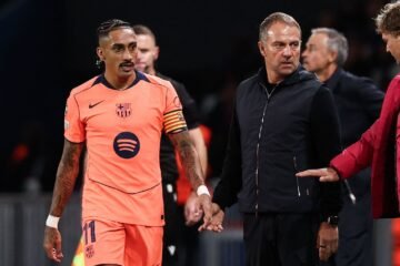 Flick: «El PSG ha demostrado que es mejor equipo que nosotros»