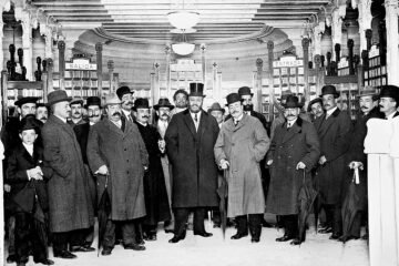 Los famosos (y hoy añorados) baños subterráneos de la Puerta del Sol