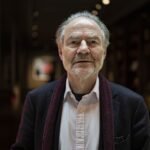 Timothy Garton Ash: «Hay que hacer todo lo posible para controlar la inmigración irregular»